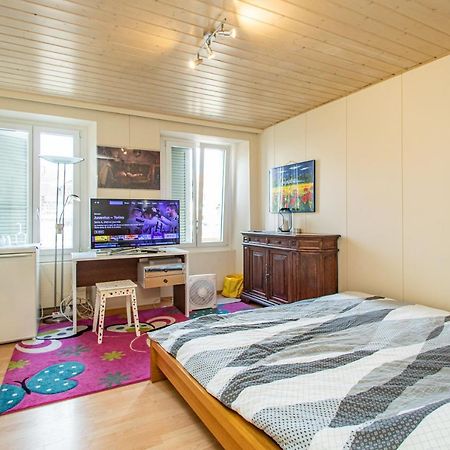 Chambre Double Last Minute Payerne Exterior foto